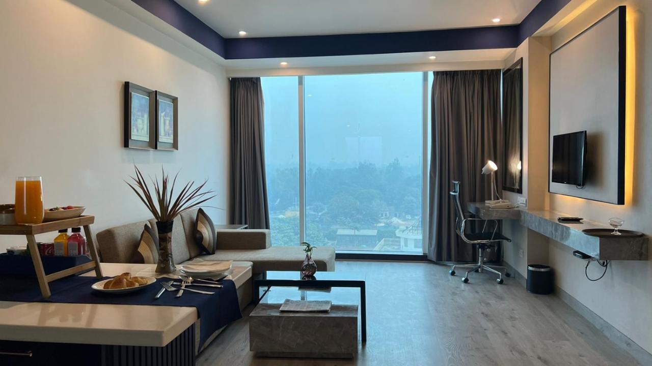Golden Suites Gurgaon Inde Hotels Ngoại thất bức ảnh