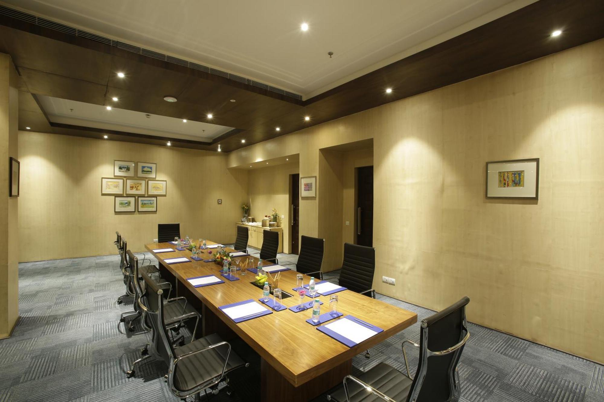 Golden Suites Gurgaon Inde Hotels Ngoại thất bức ảnh