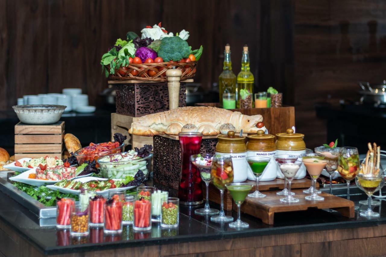 Golden Suites Gurgaon Inde Hotels Ngoại thất bức ảnh