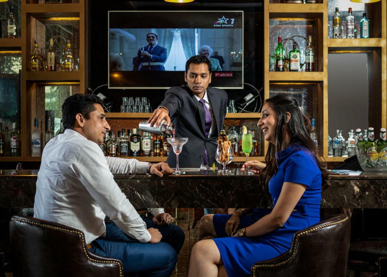 Golden Suites Gurgaon Inde Hotels Ngoại thất bức ảnh