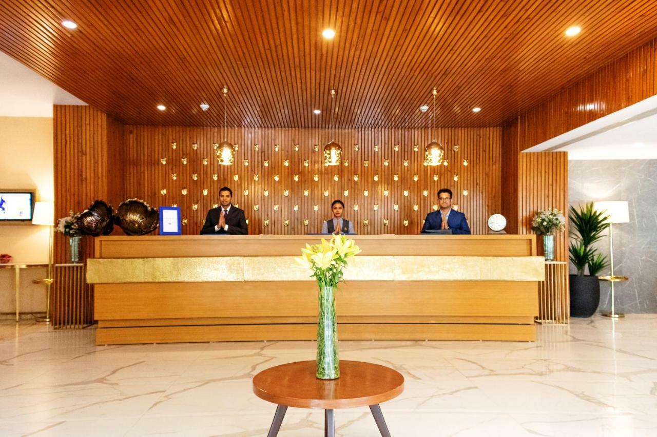 Golden Suites Gurgaon Inde Hotels Ngoại thất bức ảnh