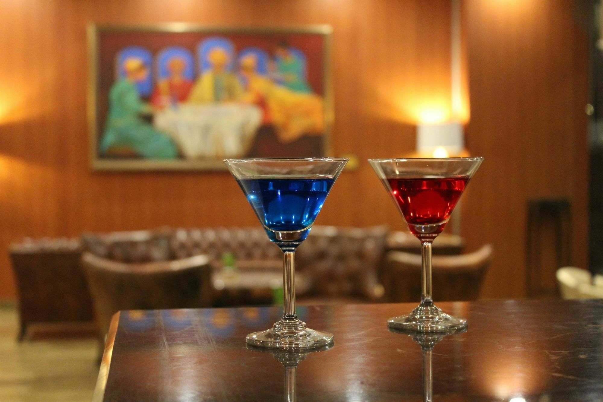 Golden Suites Gurgaon Inde Hotels Ngoại thất bức ảnh